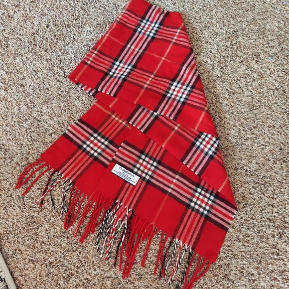 Croft&Barrow Red Plaid Scarf - Picture 1 of 2